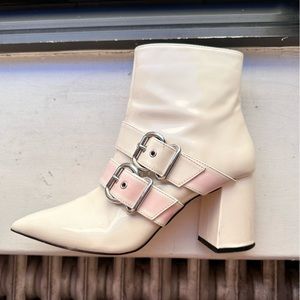Miss Selfridge Buckle Ankle White Boots
